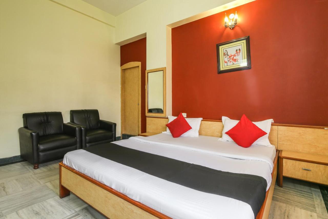 Capital O 65036 Hotel Siddhi Vinayak Дханбад Екстер'єр фото