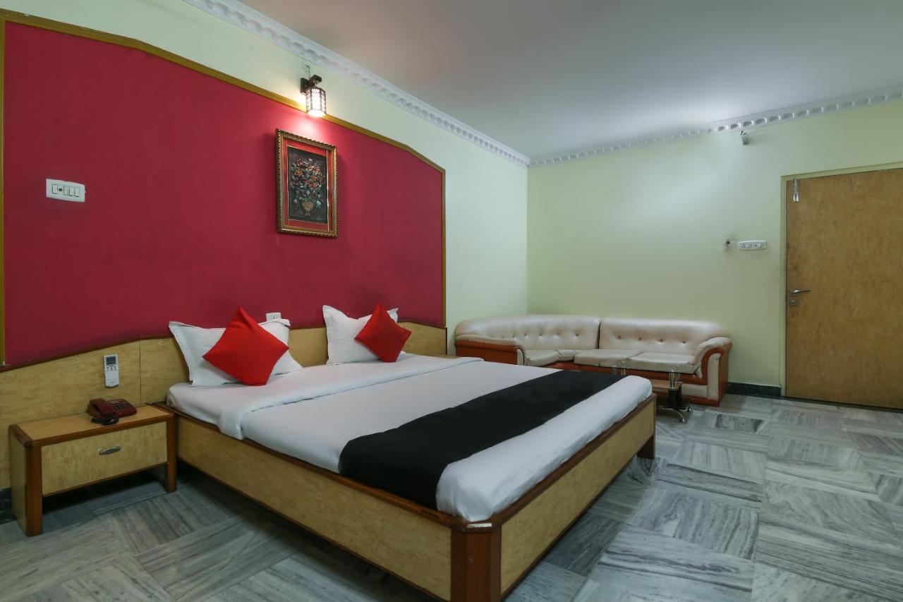 Capital O 65036 Hotel Siddhi Vinayak Дханбад Екстер'єр фото